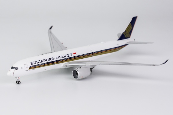 Airbus A350-900 Singapore Airlines 9V-SMU 39008