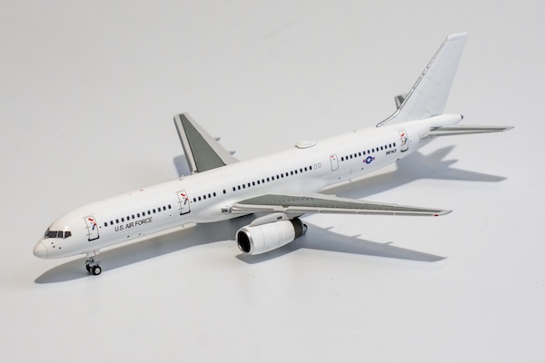 Boeing 757-200/C-32B USAF US Air Force 99-6143 53167