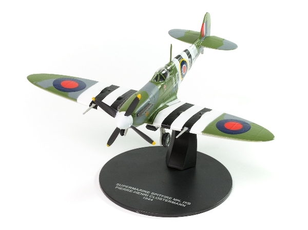 Supermarine Spitfire MKIXb RAF Pierre-Henri Clostermann 1944 JR05
