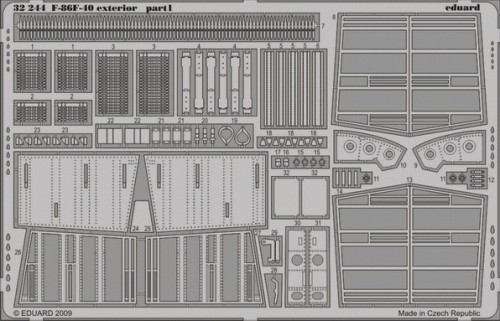 Detailset North American F86F-40 Sabre Exterior (Kinetic) E32-244