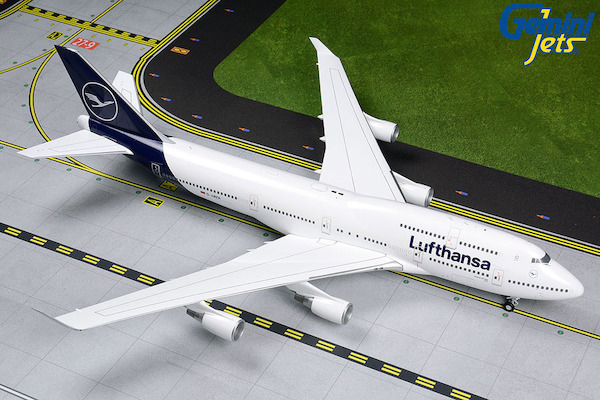 B747-400 (Lufthansa) D-ABVM G2DLH792