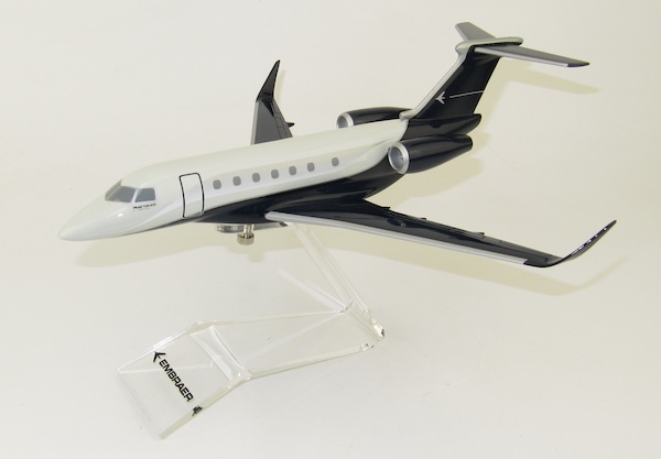 Embraer Praetor 600 Embraer House Colors (Special Livery) LUPA043