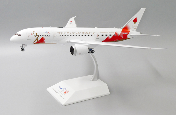Boeing 787-8 Dreamliner Torch Relay JA837J With Stand EW2788001