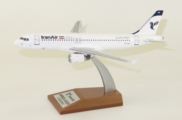 A320-211 (Iran Air) EP-IEG With Stand JF-A320-007