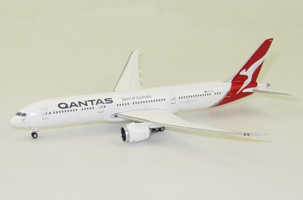 B787-9 (Qantas) VH-ZNA 04160