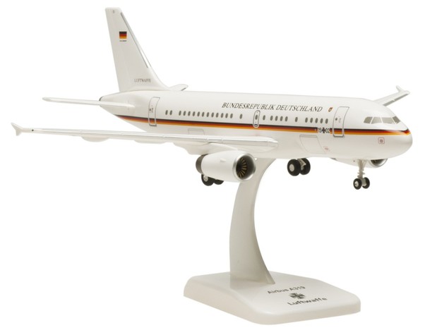A319 (Luftwaffe) 15+02 LW02