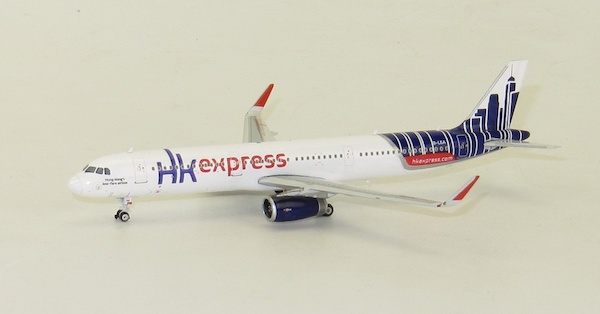A321 (HK Express) B-LEA 04116