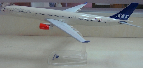 Airbus A330-300 SAS Scandinavian Airlines 611237
