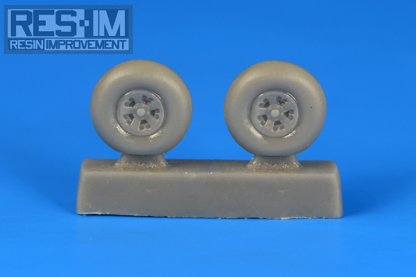 Hawker Hurricane Wheels five spoke RESIM7225