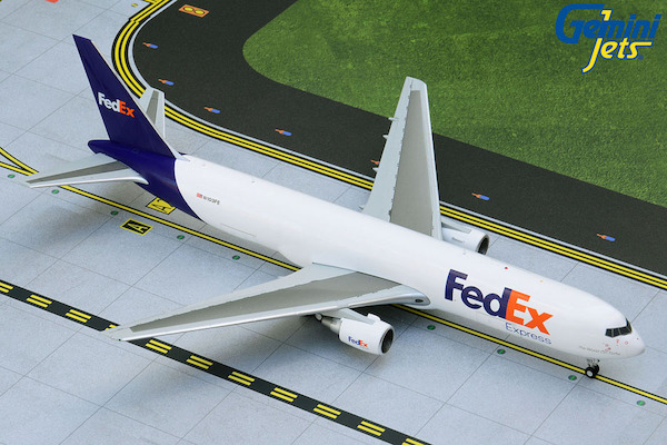 Boeing 767-300F FedEx N103FE G2FDX889