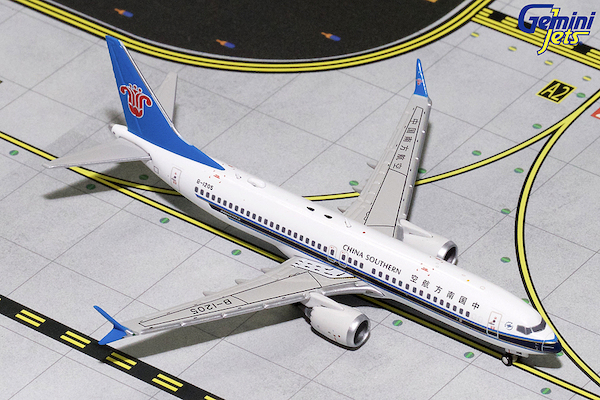 Boeing 737 MAX 8 China Southern B-1205 GJCSN1710