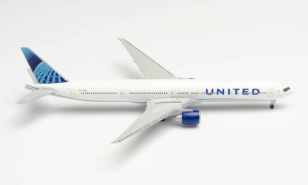 Boeing 777 300er United Airlines Aviationmegastore Com