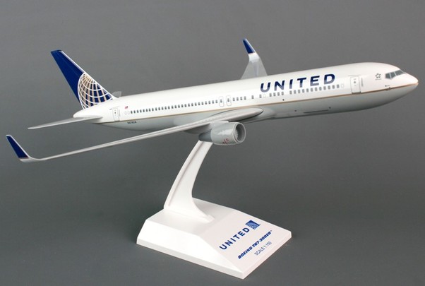 B767-300 (United) SKR626