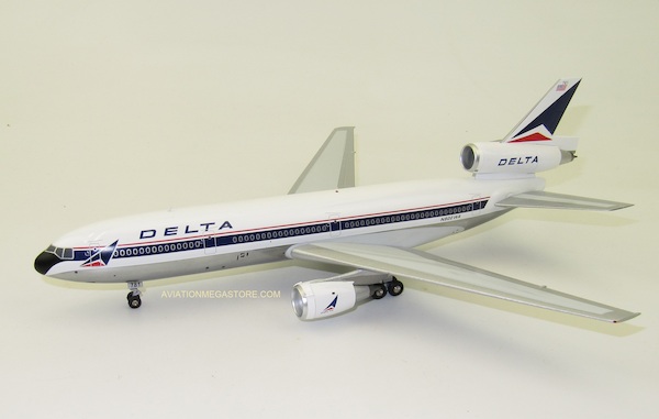 Douglas DC10-10 Delta Air Lines N902WA Polished With Stand B-DC10-DL-0219P