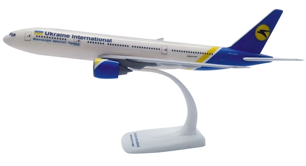 Boeing B777-200 Ukraine International Airlines 611992