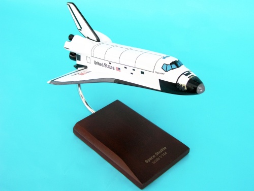 Space Shuttle (Discovery) E0514