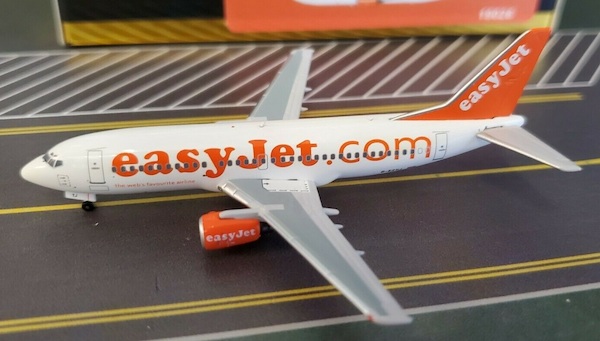 Boeing B737-300 easyJet G-EZYJ 19026