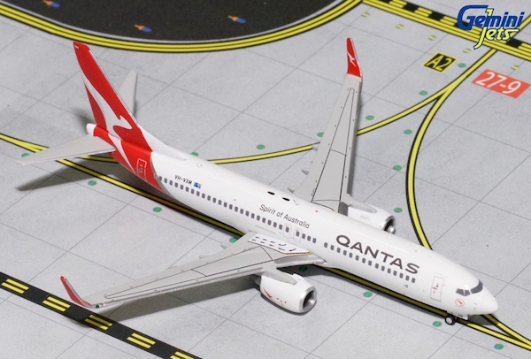 B737-800 (Qantas) VH-VXM GJQFA1690