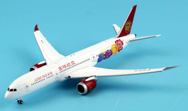 Boeing 787-9 Dreamliner Juneyao Airlines B-1115