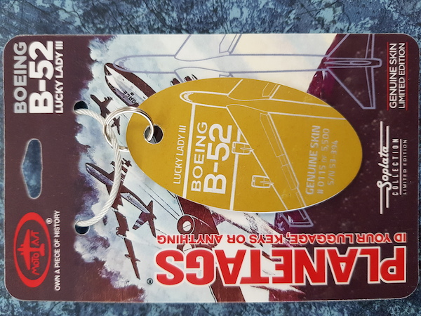 Keychain made of real aircraft skin: Boeing B-52 Lucky Lady III 53-394 B-52