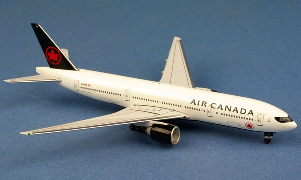 B777-200LR (Air Canada) C-FNNH AC5077