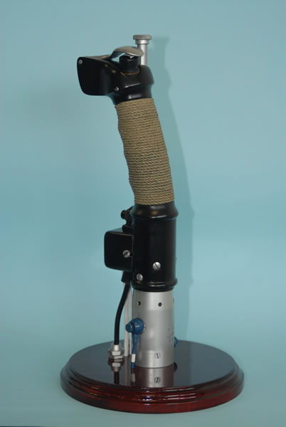 Italian control stick for Italian WW2 fighters 5 srs (MC205, Fiat G55, Regianne 2005) 1-007