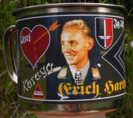 Steel cup with lid Erich Hartmann
