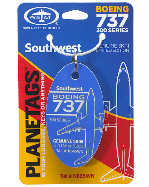 Keychain made of real aircraft skin: Boeing 737 N665WN Southwest (blue) 737 N665WN BLUE