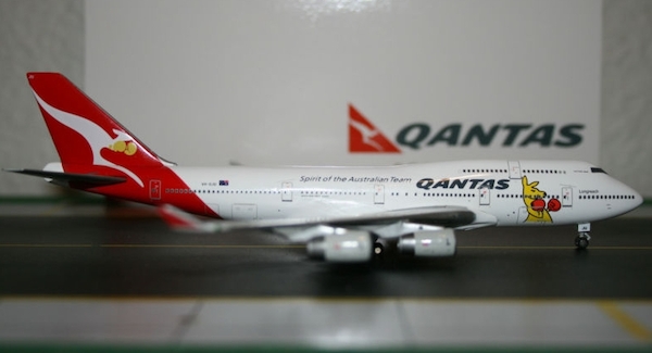 B747-400 (Qantas) VH-OJU Boxing Kangaroo GJQFA1298