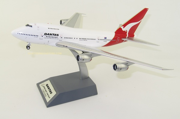 Boeing 747SP Qantas VH-EAB  IF747SPQFA0820