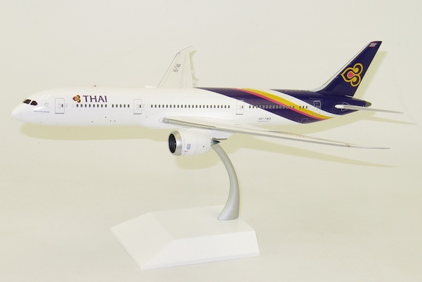 B787-9 (Thai Airways) HS-TWA With Stand LH2113