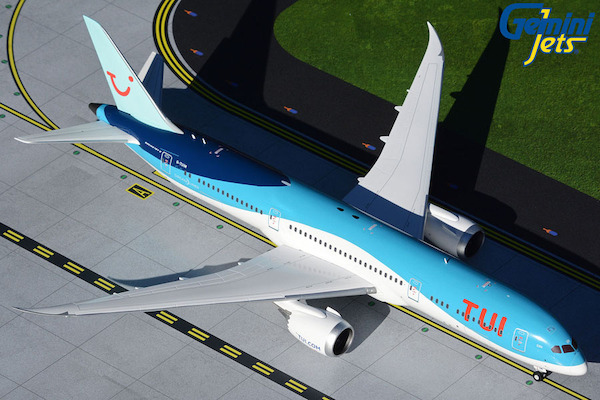 Boeing 787-9 Dreamliner TUI Airways G-TUIM G2TOM908