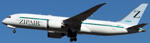 Boeing 787-8 Dreamliner Zip Air JA822J With Antenna EW4788004