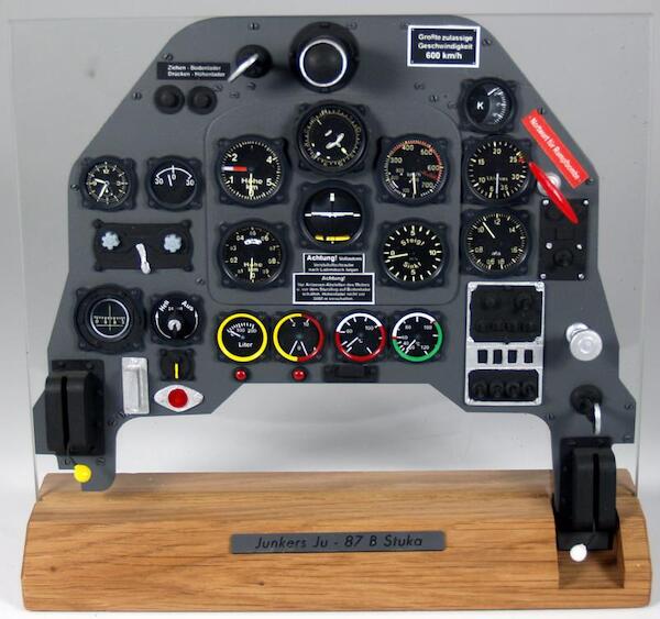 Junkers Ju87 Stuka Instrument Panel Construction Kit AT3020