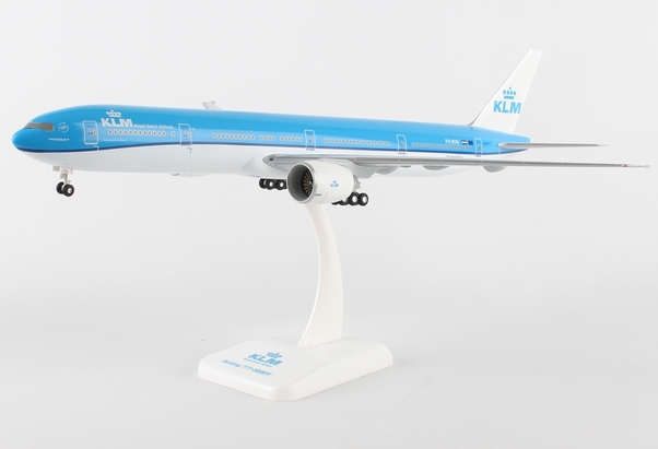 B777-300ER (KLM) PH-BVN including landing gear HG0147