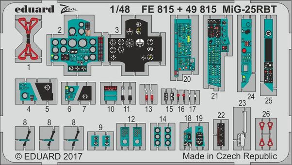 Detailset Mikoyan MiG25RBT Foxbat (ICM) FE815