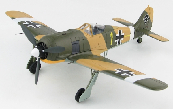 FW190A-4 (Luftwaffe, Commander of 6./JG 2 Oblt. Erich Rudorffer, North Africa, Spring 1943) HA7425