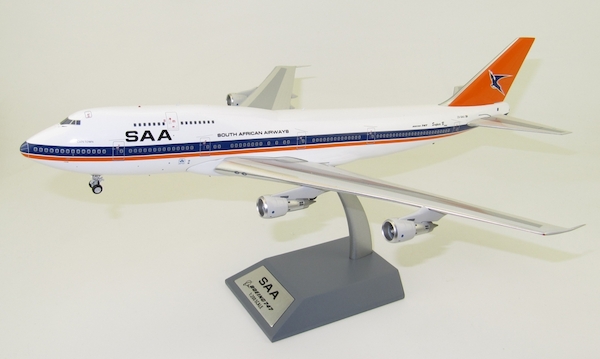 B747-300 (South African Airways) ZS-SAU With Stand IF743SA1218