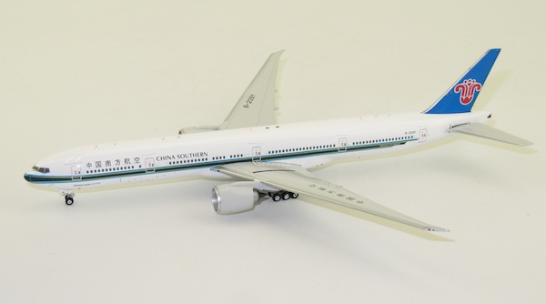 Boeing 777-300ER China Southern B-209Y 11558