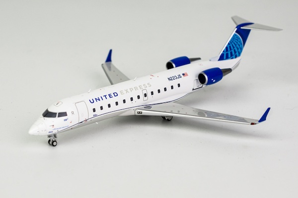 Canadair CRJ200ER United Express N223JS 2019's new livery 52038