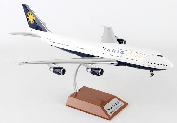 B747-341 (Varig) PP-VNH with stand IF7430916