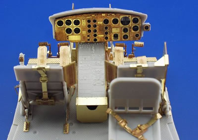 Detailset UH1C Huey interior (Academy/MRC/Italeri) E32-086