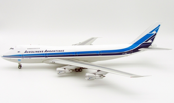 B747-200 (Aerolineas Argentinas) LV-OPA With Stand LIMITED 100 MODELS IF742AR1217