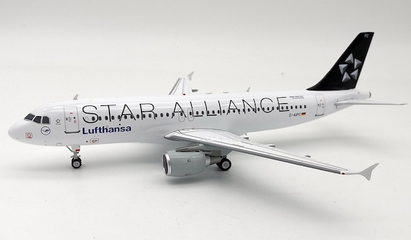 Airbus A320 214 Lufthansa Star Alliance D Aipc With Stand