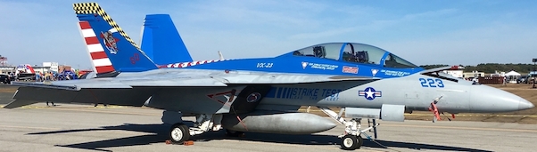 F/A-18F Super Hornet (US Navy, 165801, VX-23