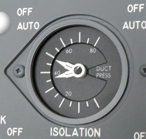 B737 Duct pressure gauge with servo motors. GAUOVH5
