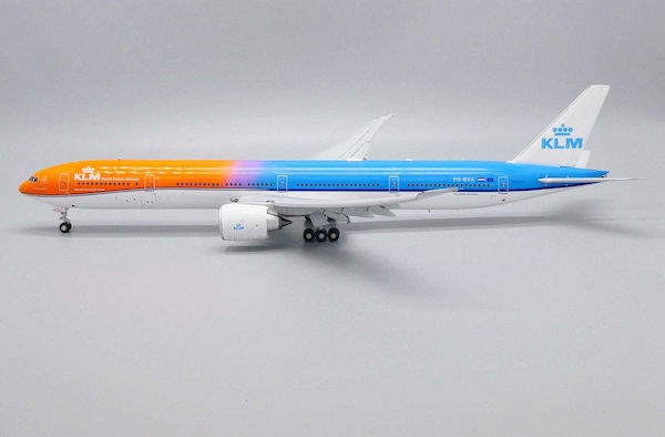 Boeing 777-300ER KLM Orange Pride PH-BVA Flaps down XX2326A