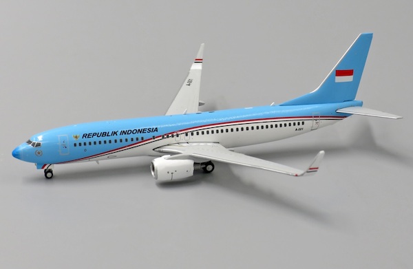 Boeing 737-8U3BBJ2 Indonesia Air Force A-001 With Antenna EW4738001