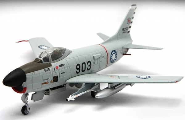 F86D Sabre dog (ROCAF (Taiwan) 499 TFW, 44 Squadron, 1960) FA723007