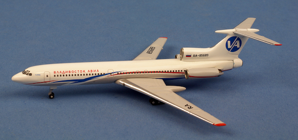 Tupolev Tu154M Vladivostok Air RA-85689 AC419864